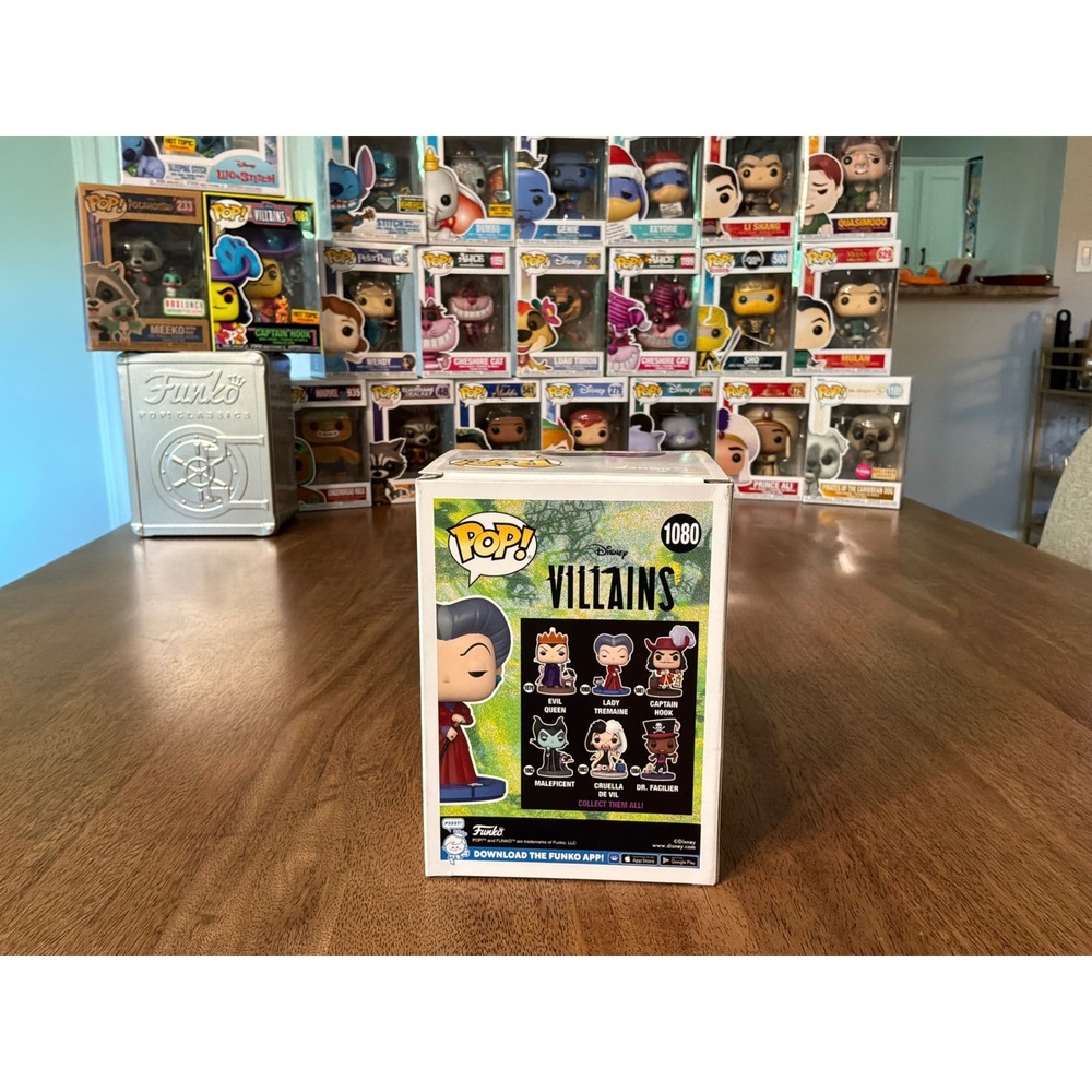 Funko Pop! Disney Villains #1080 Lady Tremaine - Picture 3 of 5